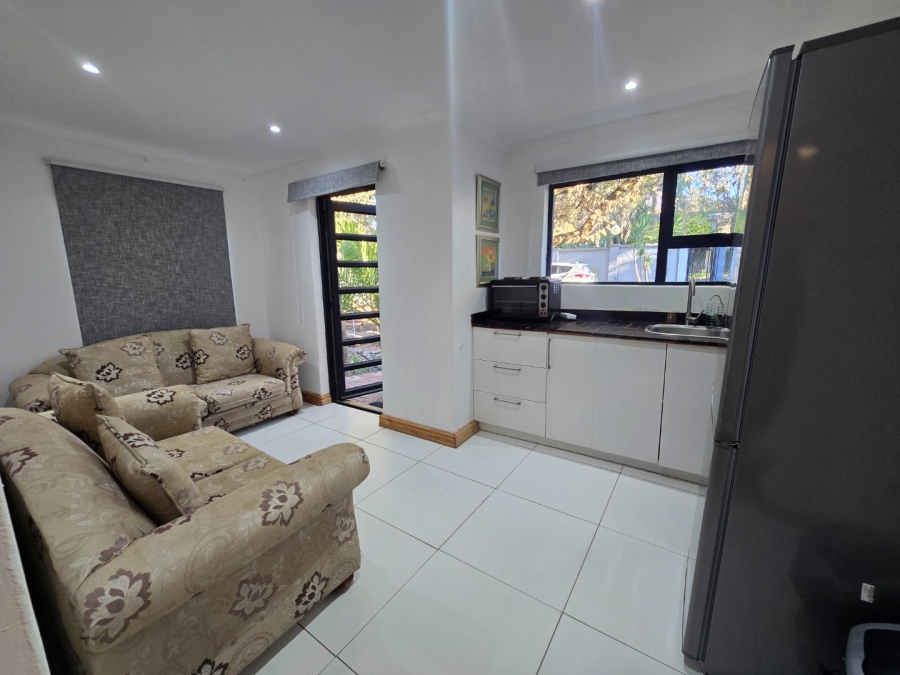 6 Bedroom Property for Sale in Waverley Free State